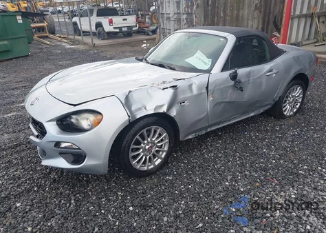 2018 Fiat 124 Spider Classica из США, поврежденный, VIN JC1NFAEK8J0134743